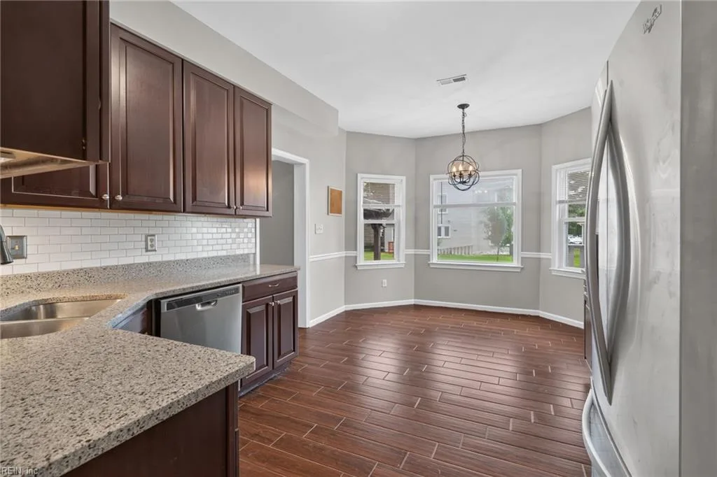 898 Gunston CT, NEWPORTNEWS VA 23608 thumb 12