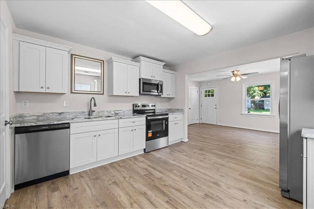 1308 Willow AVE, CHESAPEAKE VA 23325 thumb 11