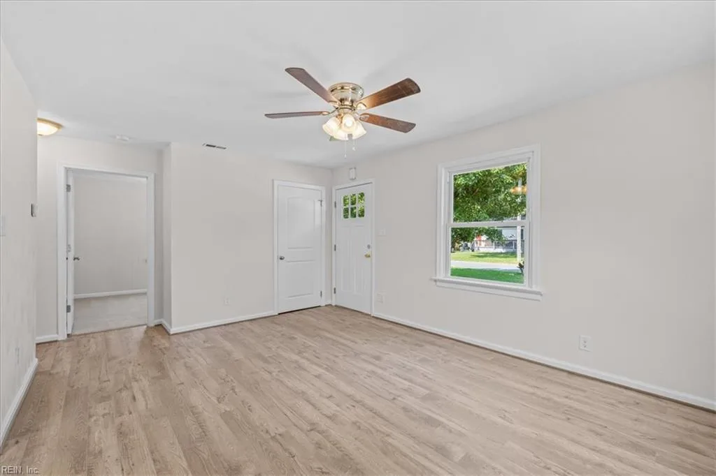 1308 Willow AVE, CHESAPEAKE VA 23325 thumb 7