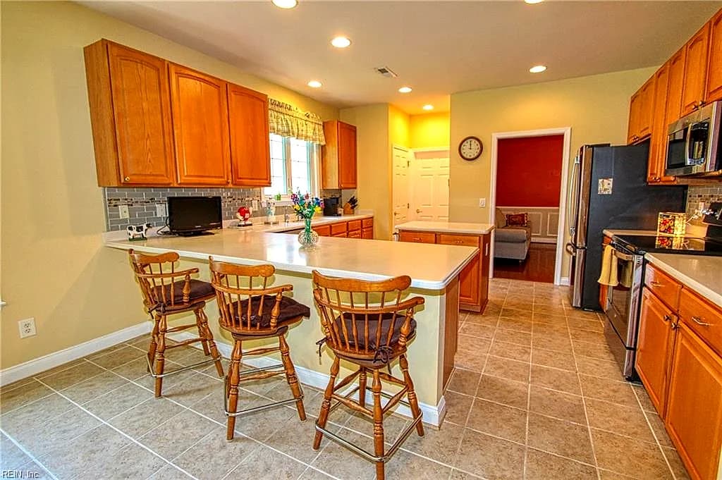 4772 Winterberry CT, WILLIAMSBURG VA 23188 - Photo 3