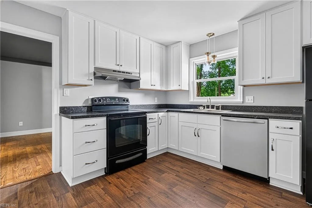 34 Roberta DR, HAMPTON VA 23666 thumb 8