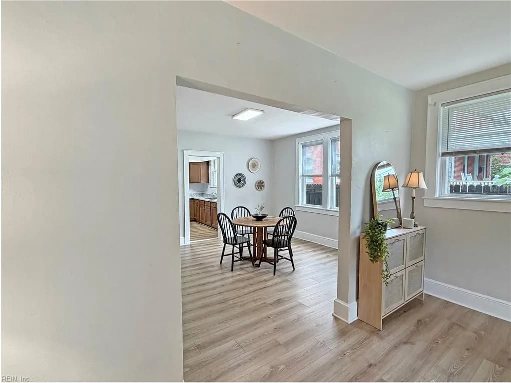3026 Cape Henry AVE, NORFOLK VA 23509 thumb 8