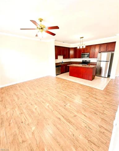 752 Washington AVE, NORFOLK VA 23505 thumb 4