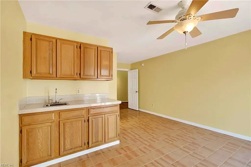 220 83rd ST #A, VIRGINIABEACH VA 23451 thumb 9