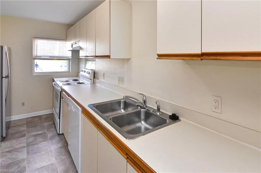 8204 Atlantic AVE #A, VIRGINIABEACH VA 23451 thumb 12