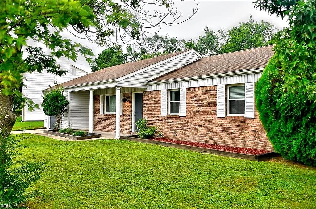 1093 Salisbury DR, VIRGINIA BEACH VA 23453 - Main photo