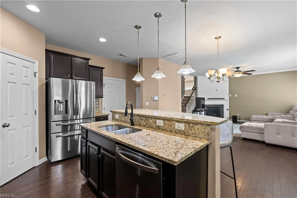 220 Benthall RD, HAMPTON VA 23664 thumb 11
