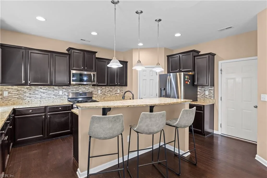 220 Benthall RD, HAMPTON VA 23664 thumb 9