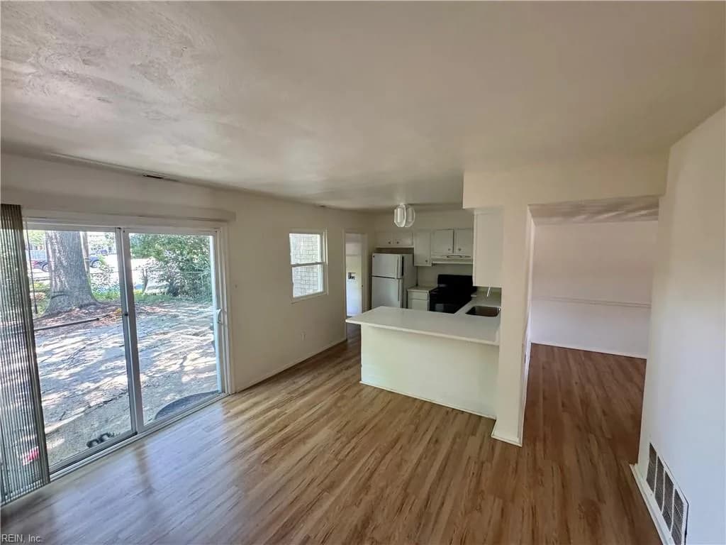 811 Cathedral DR, VIRGINIABEACH VA 23455 thumb 6