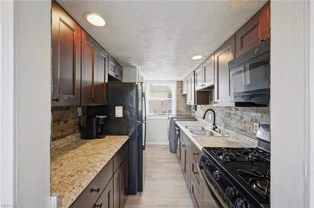 6529 Sorby CT, NORFOLK VA 23513 thumb 7