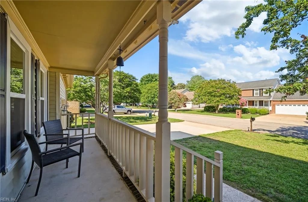 1028 Austin DR, CHESAPEAKE VA 23320 - Photo 5