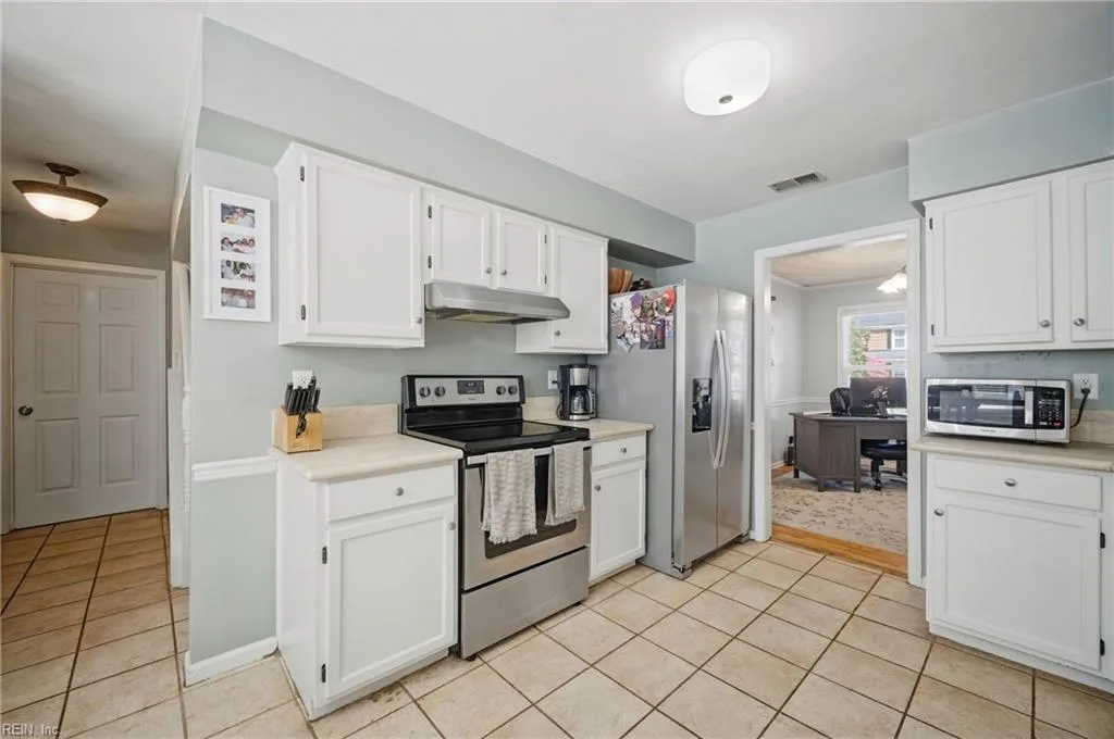 1028 Austin DR, CHESAPEAKE VA 23320 thumb 10