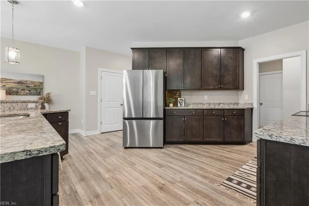 5903 Homeplace LN, GLOUCESTER VA 23061 thumb 7