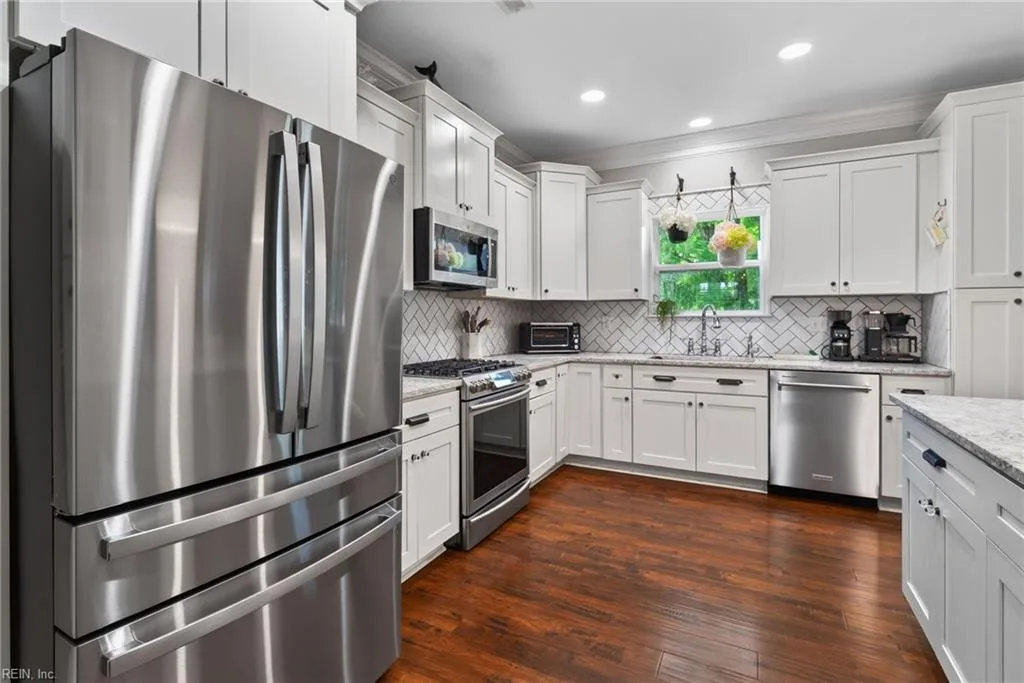 9515 14th Bay ST, NORFOLK VA 23518 thumb 8