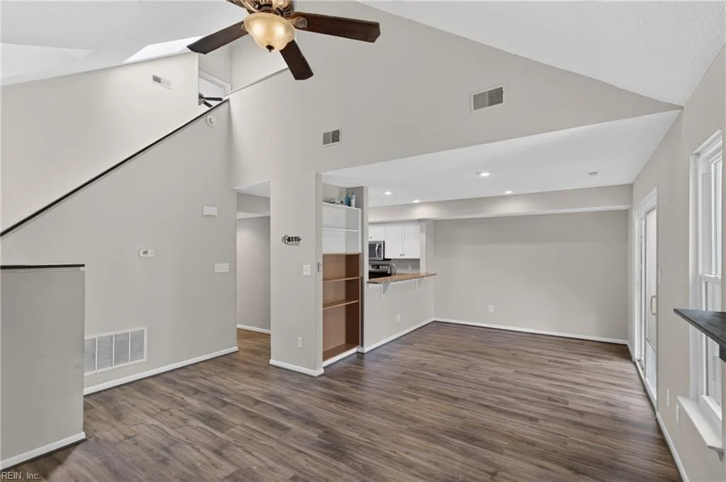 916 Woodcreek DR, NEWPORTNEWS VA 23608 thumb 7