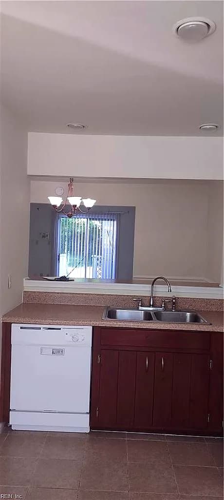 15 Palmerston DR, HAMPTON VA 23669 thumb 11