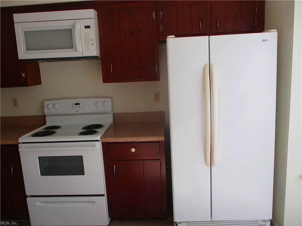 15 Palmerston DR, HAMPTON VA 23669 thumb 7