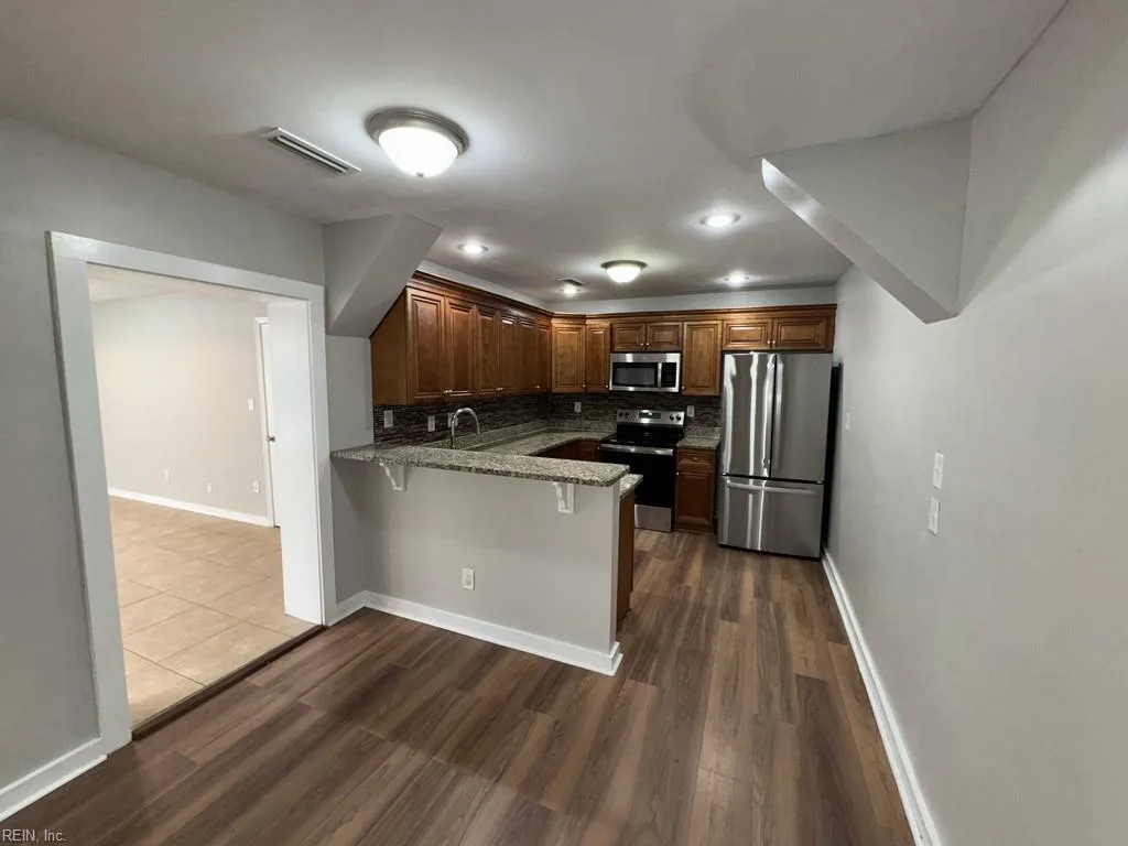 1703 Bivens ST, VIRGINIABEACH VA 23464 thumb 10