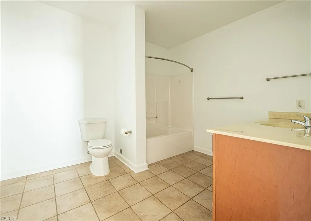 801 Poindexter ST #318, CHESAPEAKE VA 23324 thumb 10