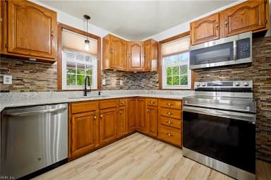568 Yorktown RD, NEWPORT NEWS VA 23603 thumb 9