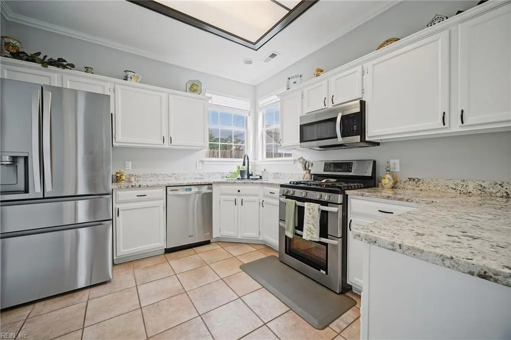 500 Landmark CT, CHESAPEAKE VA 23322 thumb 11