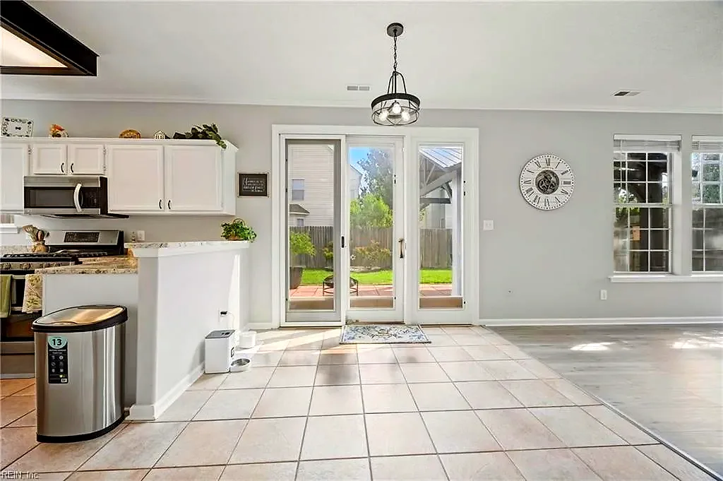 500 Landmark CT, CHESAPEAKE VA 23322 thumb 10