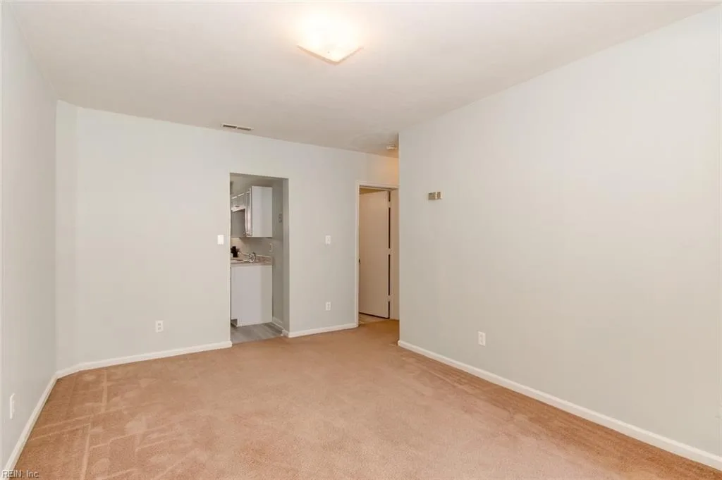 1443 W 40th ST #B, NORFOLK VA 23508 thumb 8