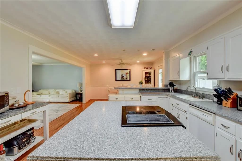 1128 Priscilla LN, CHESAPEAKE VA 23322 thumb 12