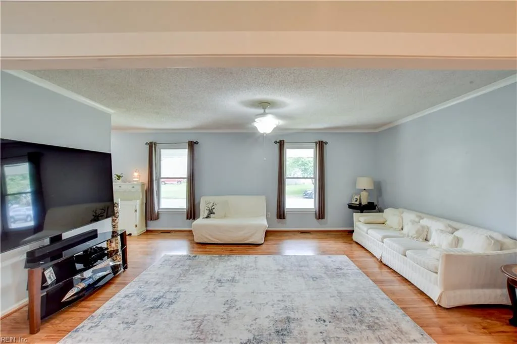 1128 Priscilla LN, CHESAPEAKE VA 23322 - Photo 3