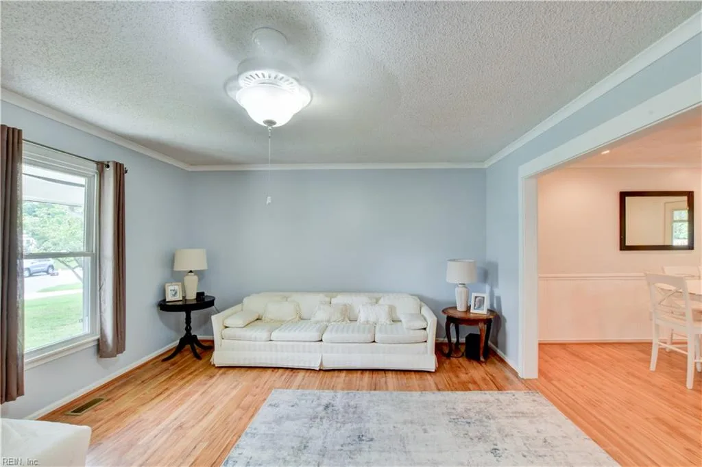 1128 Priscilla LN, CHESAPEAKE VA 23322 - Photo 5