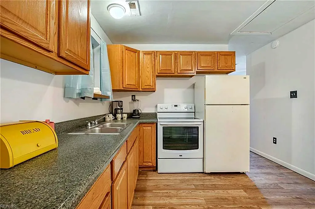 7234 Amherst LN, GLOUCESTER VA 23061 thumb 12