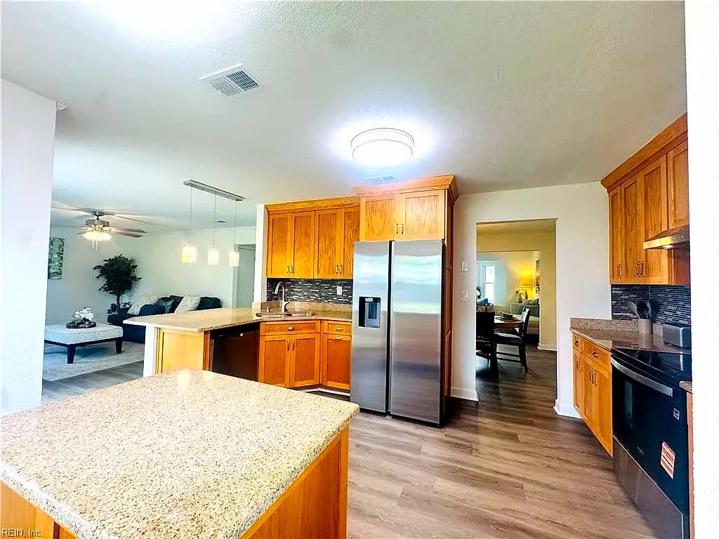 5732 Glen View DR, VIRGINIABEACH VA 23464 thumb 6