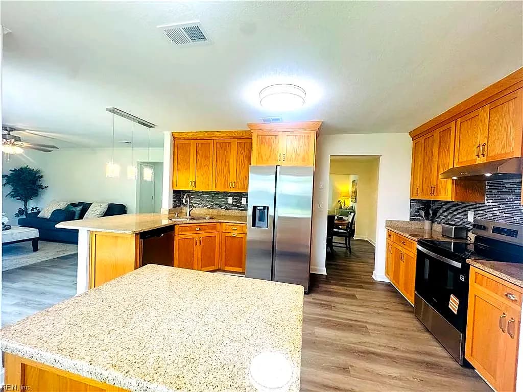 5732 Glen View DR, VIRGINIABEACH VA 23464 thumb 7