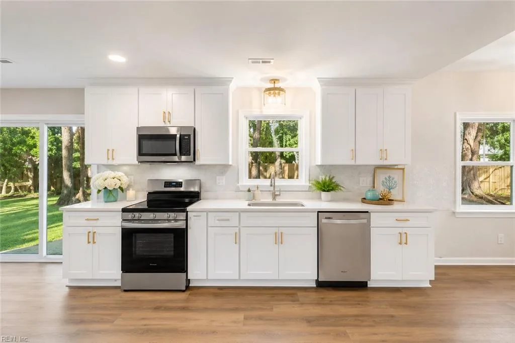2300 Plantation DR, VIRGINIABEACH VA 23454 thumb 9
