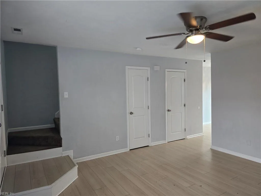 229 Greenbrier AVE, NORFOLK VA 23505 thumb 6