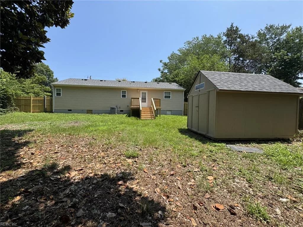 8217 Simons DR, NORFOLK VA 23505 thumb 11
