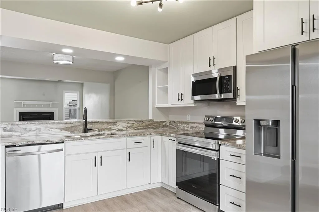 1626 Jameson DR, VIRGINIA BEACH VA 23464 thumb 12