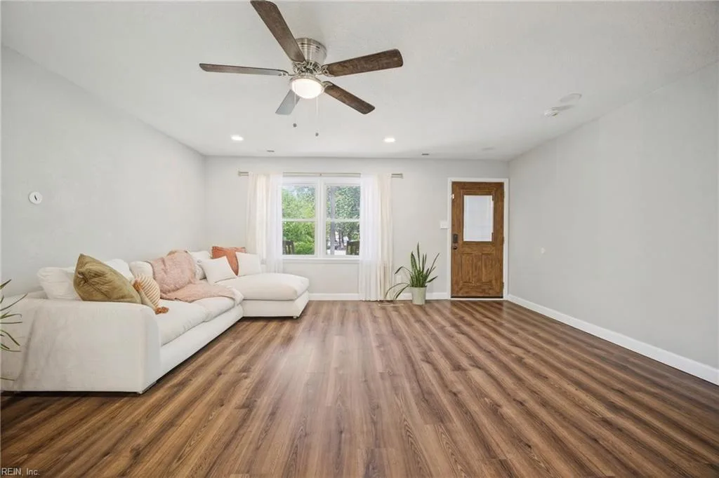 204 Alsab CIR, VIRGINIABEACH VA 23462 thumb 7