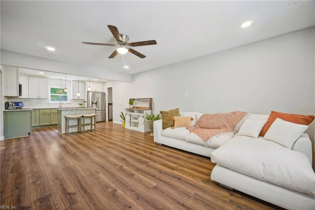 204 Alsab CIR, VIRGINIABEACH VA 23462 thumb 8
