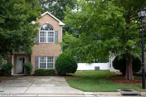 463 Revolution LN, NEWPORT NEWS VA 23608 - Photo 2