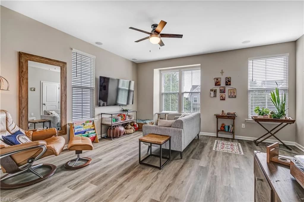 358 Spring Hill PL, SMITHFIELD VA 23430 thumb 6