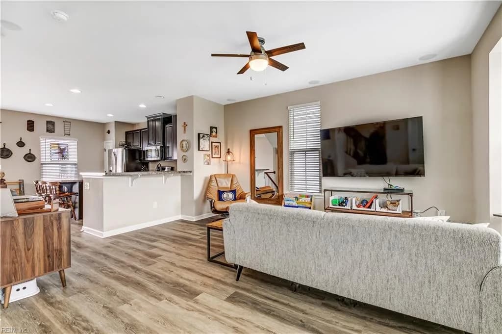 358 Spring Hill PL, SMITHFIELD VA 23430 thumb 10