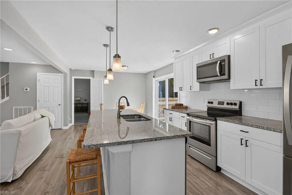 415 Suburban PW, NORFOLK VA 23505 thumb 11