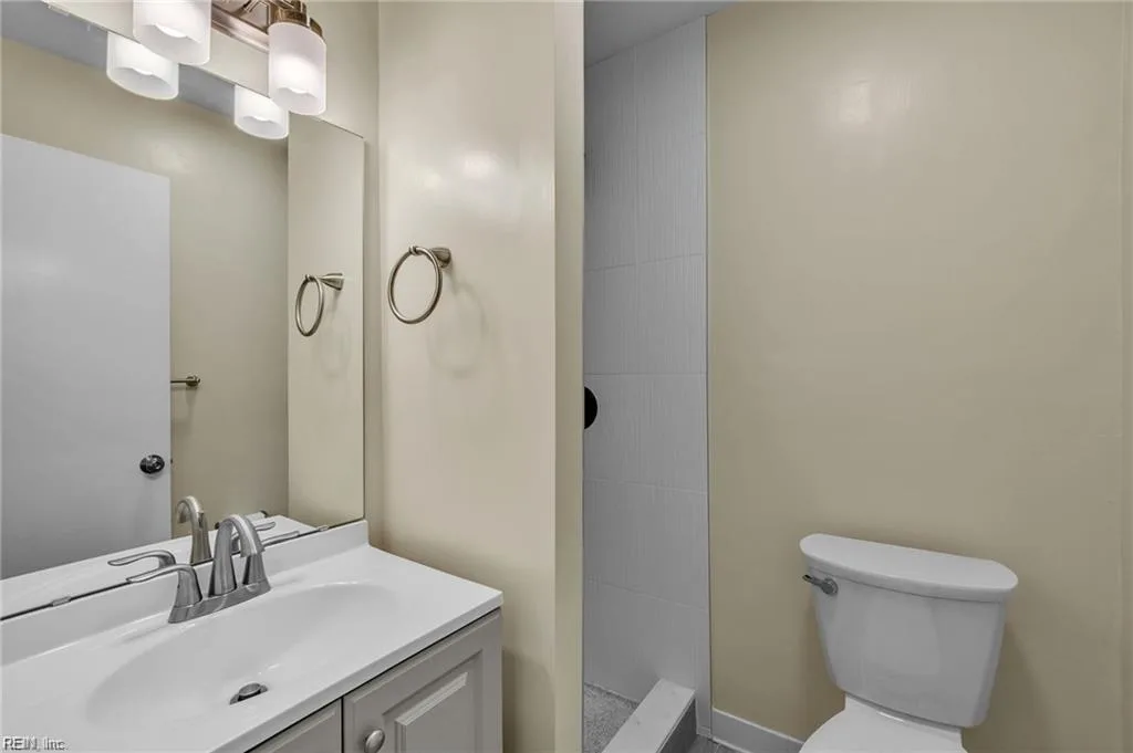 3404 Hardee CT, HAMPTON VA 23666 thumb 11