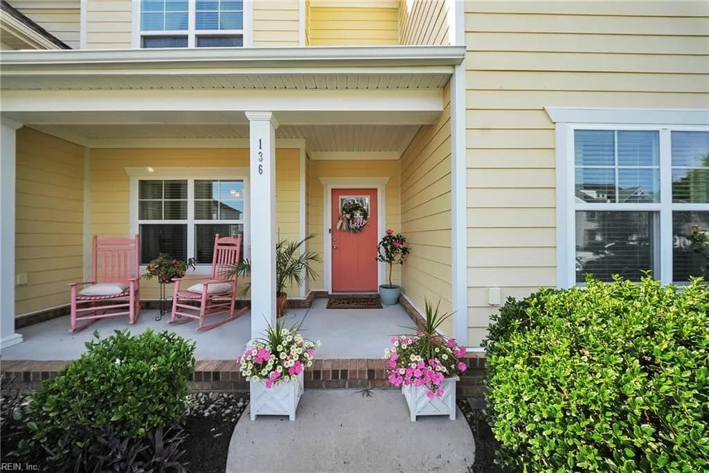 136 Bella DR, CHESAPEAKE VA 23322 - Photo 4