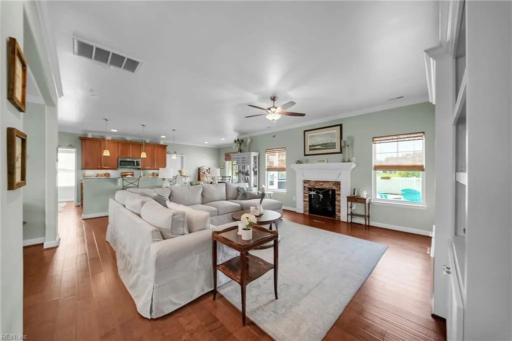 136 Bella DR, CHESAPEAKE VA 23322 thumb 8