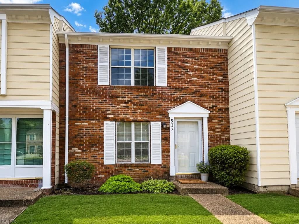 917 Spinnaker CT, CHESAPEAKE VA 23320 - Photo 2