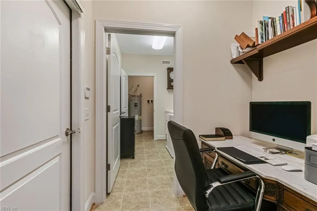 303 Garman LOOP, YORKTOWN VA 23690 thumb 11