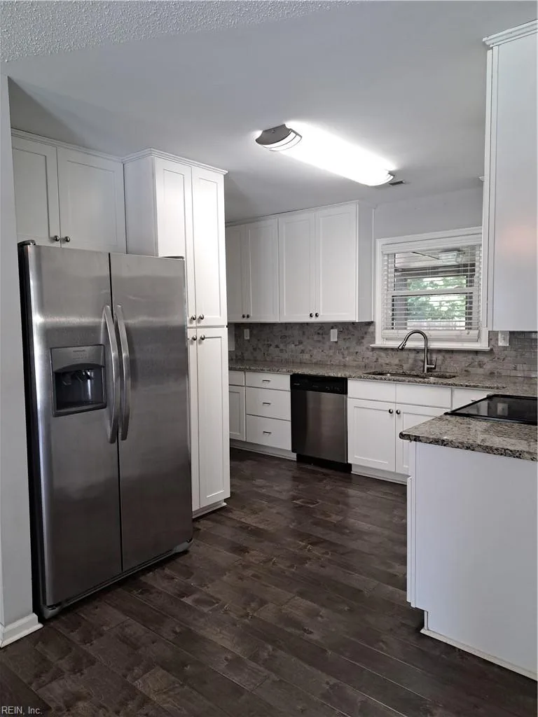 2221 Locks Landing CRES, CHESAPEAKE VA 23323 thumb 6