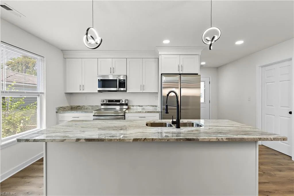 419 Alleghany RD, HAMPTON VA 23661 thumb 6